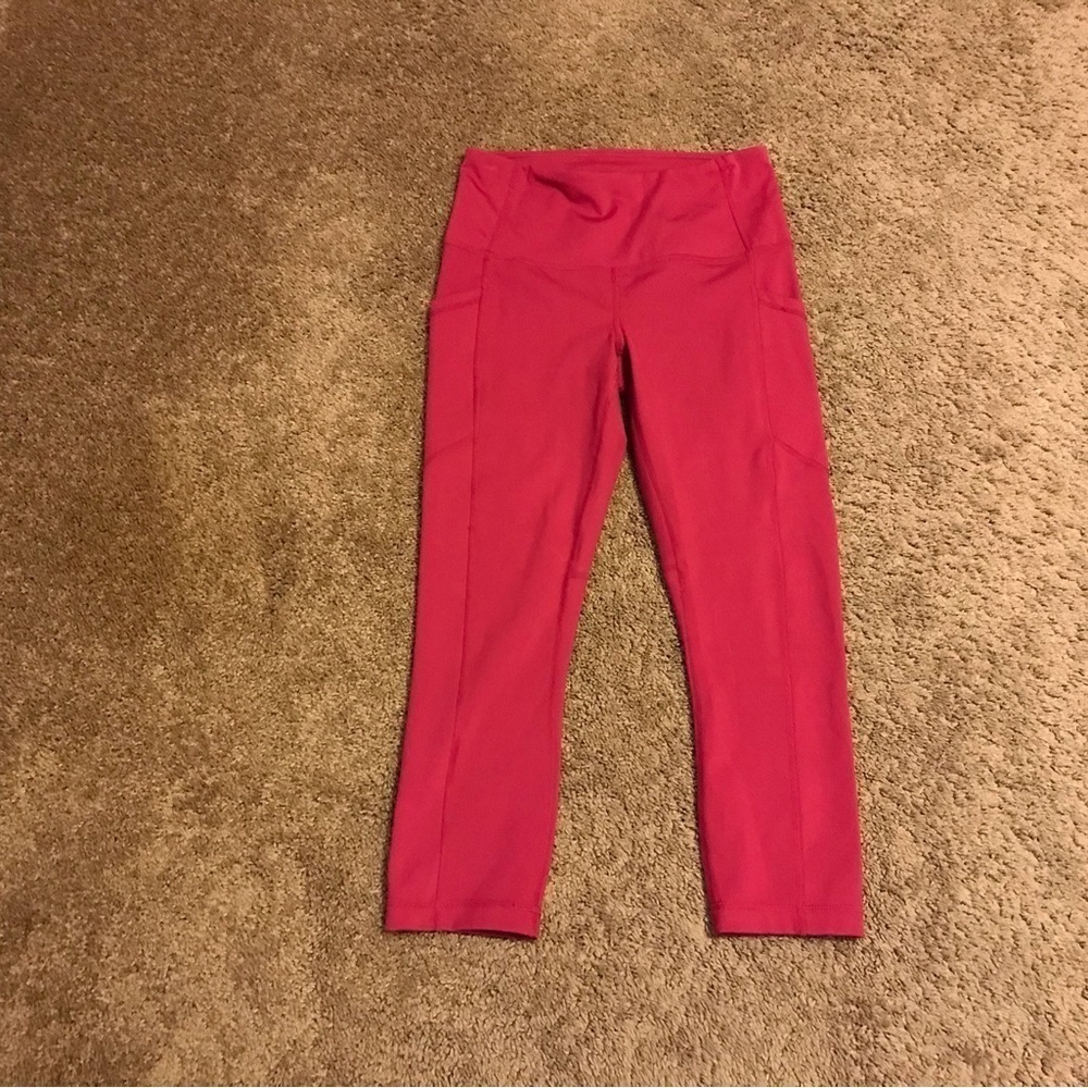Yogalicious High Waist Squat Proof Yoga Capri Leggings with Side Pockets